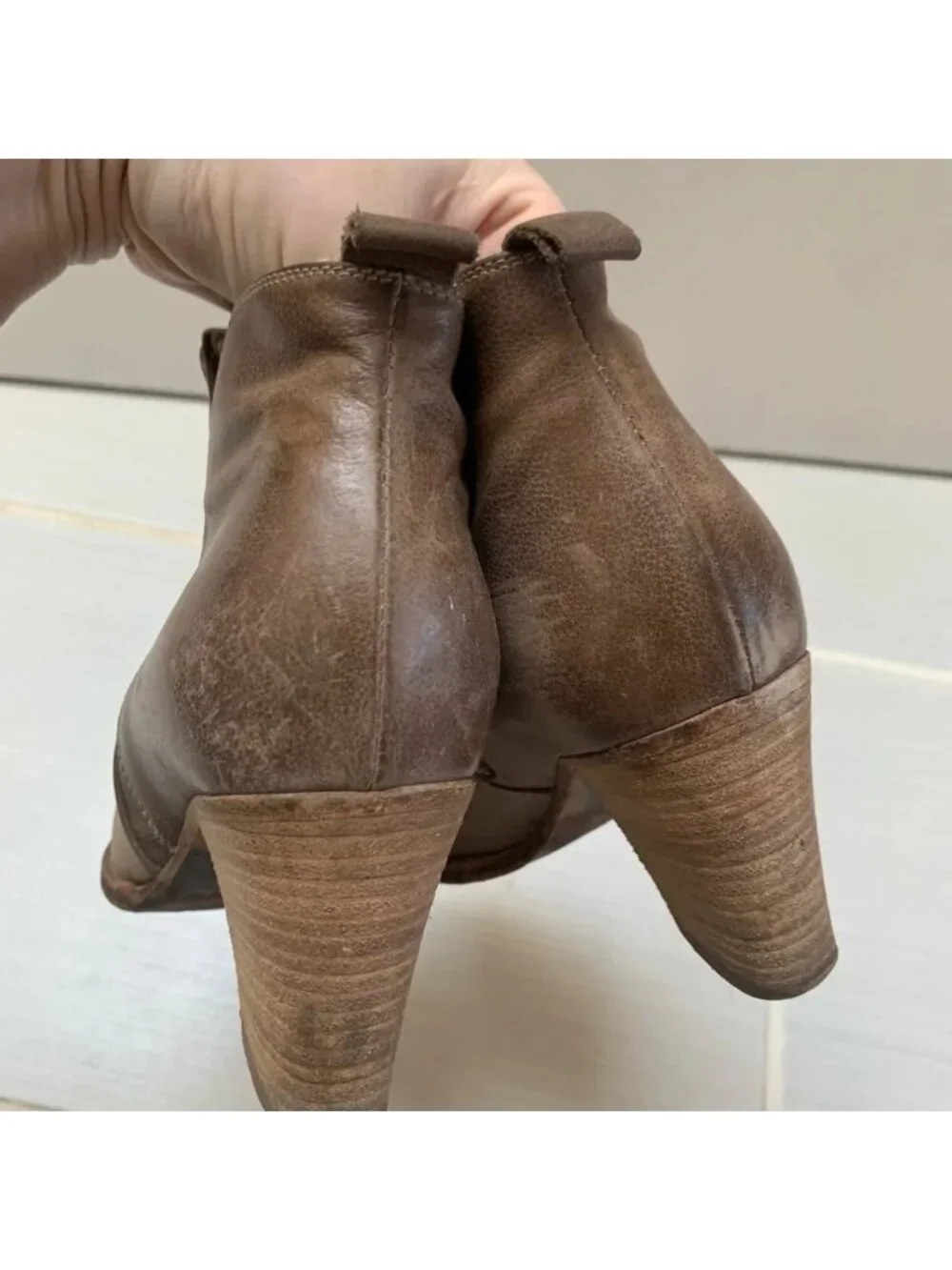 Aquatalia Leather  Tan Heeled Ankle Booties 6.5